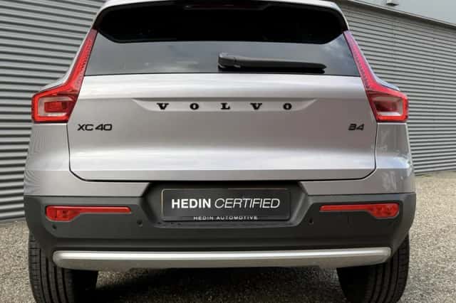 Volvo XC40 (2025) thumbnail 8