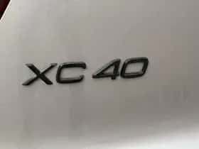 Volvo XC40 (2025) thumbnail 9