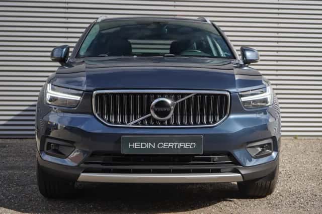 Volvo XC40 (2020) thumbnail 2
