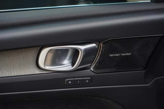 Volvo XC40 (2020) thumbnail 15
