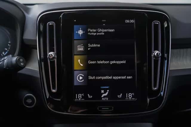 Volvo XC40 (2020) thumbnail 21