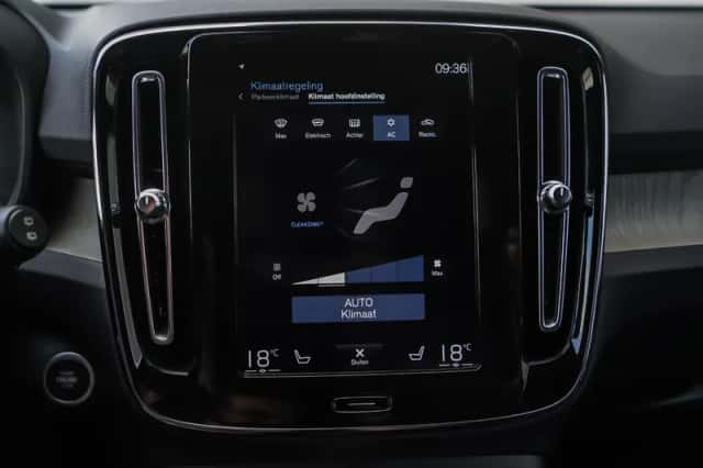 Volvo XC40 (2020) thumbnail 24