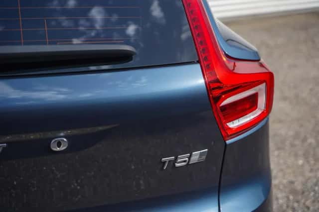 Volvo XC40 (2020) thumbnail 9