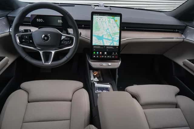 Volvo ES90 (2026) thumbnail 13