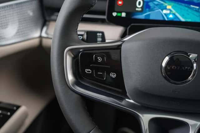 Volvo ES90 (2026) thumbnail 19
