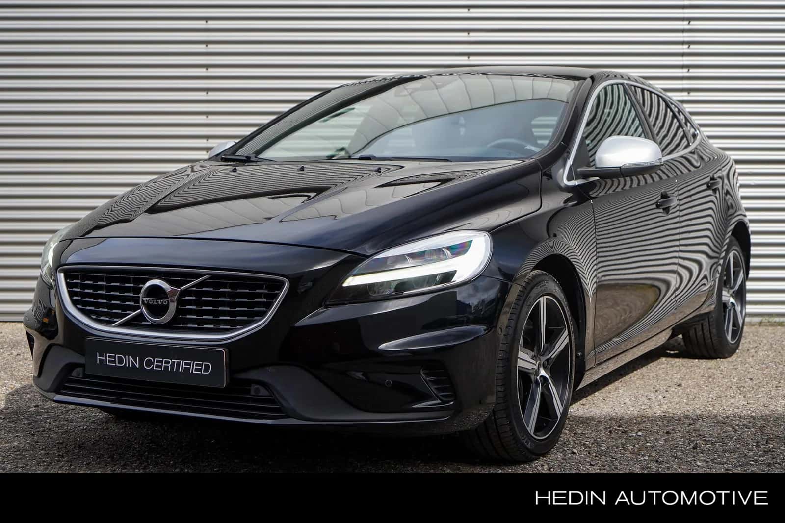 Volvo V40 (2020) — foto 1