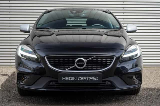 Volvo V40 (2020) thumbnail 2