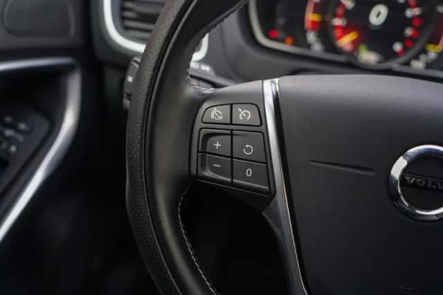 Volvo V40 (2020) thumbnail 18