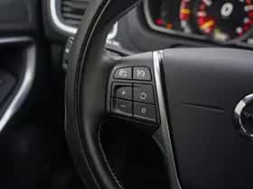 Volvo V40 (2020) thumbnail 18