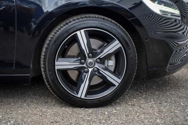 Volvo V40 (2020) thumbnail 7