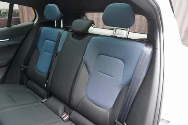 Volvo EX30 (2025) thumbnail 13