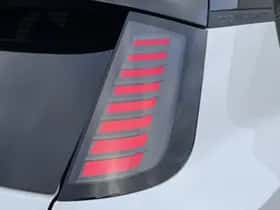 Volvo EX30 (2025) thumbnail 18