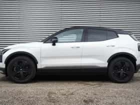 Volvo EX30 (2025) thumbnail 3