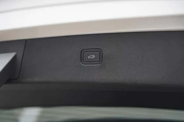 Volvo EX30 (2025) thumbnail 10