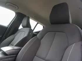 Volvo XC40 (2022) thumbnail 15
