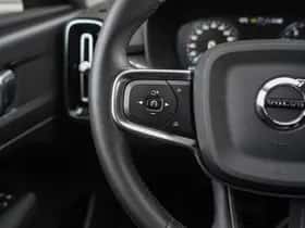 Volvo XC40 (2022) thumbnail 17