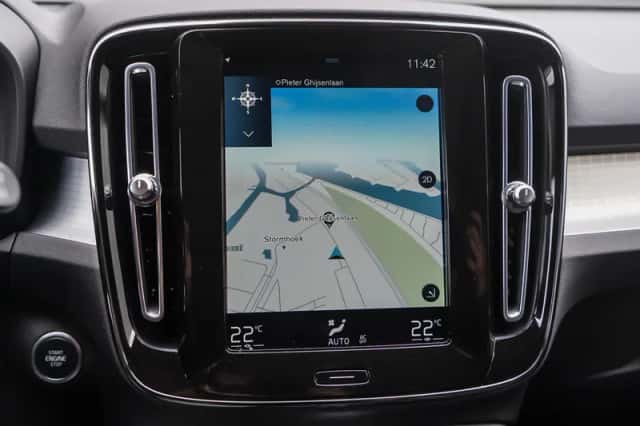 Volvo XC40 (2022) thumbnail 20