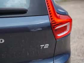 Volvo XC40 (2022) thumbnail 9