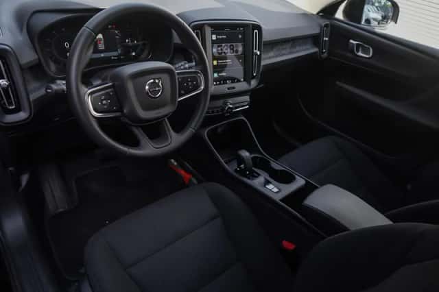 Volvo XC40 (2024) thumbnail 11