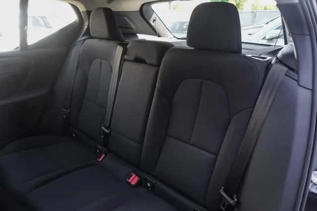 Volvo XC40 (2024) thumbnail 13