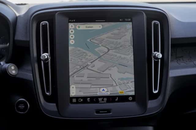 Volvo XC40 (2024) thumbnail 20