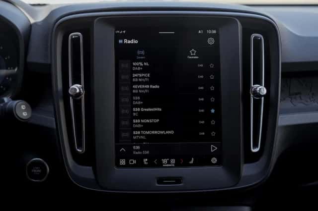 Volvo XC40 (2024) thumbnail 21
