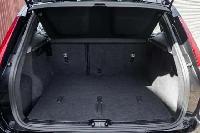 Volvo XC40 (2024) thumbnail 10