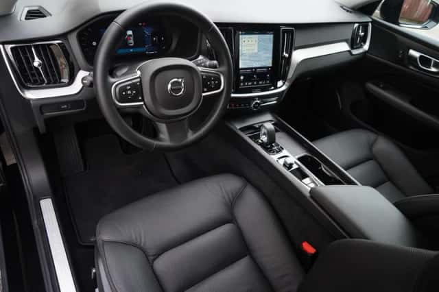 Volvo V60 (2025) thumbnail 11