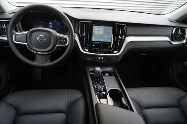 Volvo V60 (2025) thumbnail 12