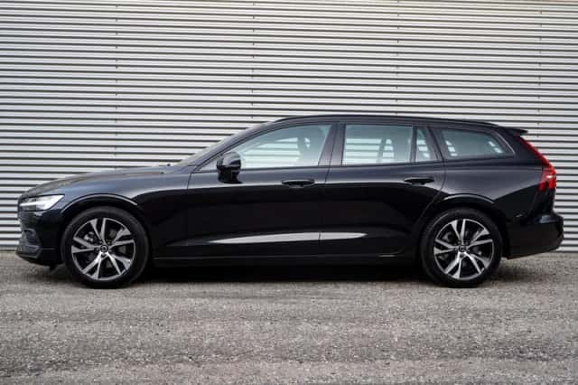 Volvo V60 (2025) thumbnail 3