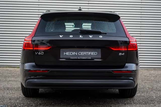 Volvo V60 (2025) thumbnail 5