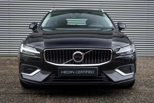 Volvo V60 (2025) thumbnail 2