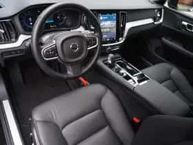 Volvo V60 (2025) thumbnail 11