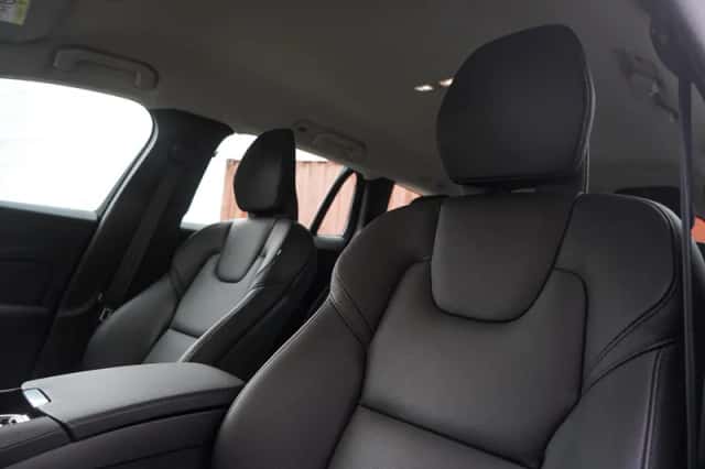 Volvo V60 (2025) thumbnail 15