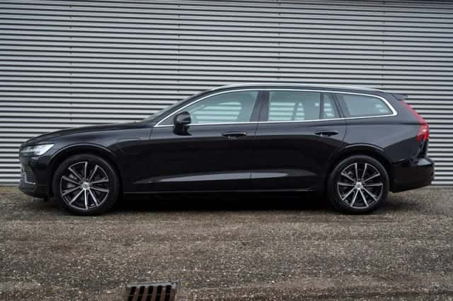 Volvo V60 (2025) thumbnail 3