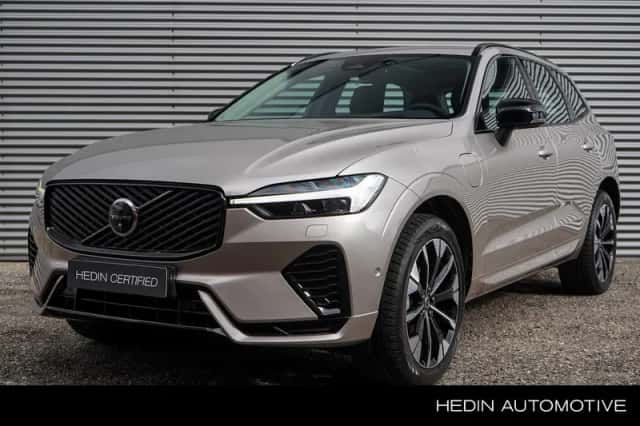 Volvo XC60 (2025) thumbnail 1
