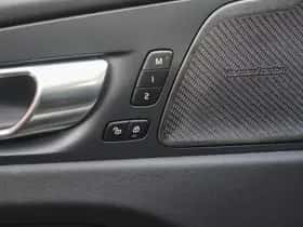 Volvo XC60 (2025) thumbnail 15