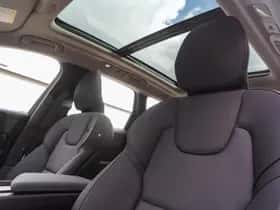 Volvo XC60 (2025) thumbnail 17