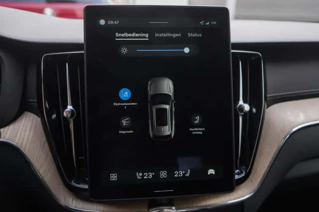 Volvo XC60 (2025) thumbnail 22