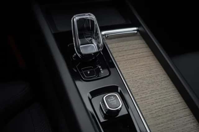 Volvo XC60 (2025) thumbnail 28