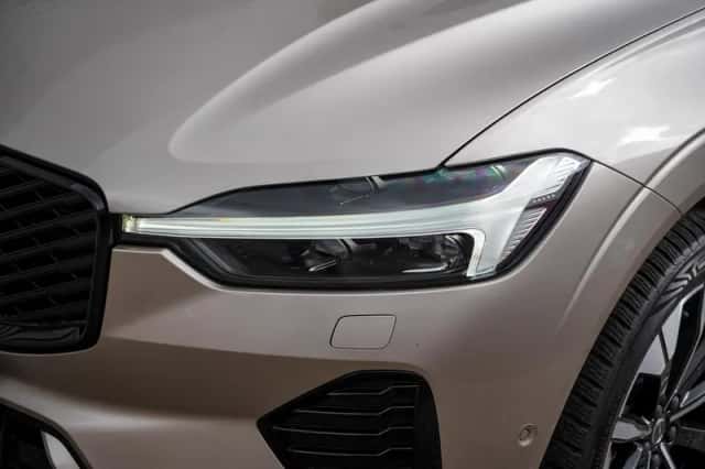 Volvo XC60 (2025) thumbnail 4