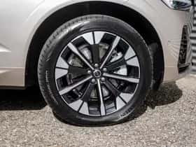 Volvo XC60 (2025) thumbnail 7