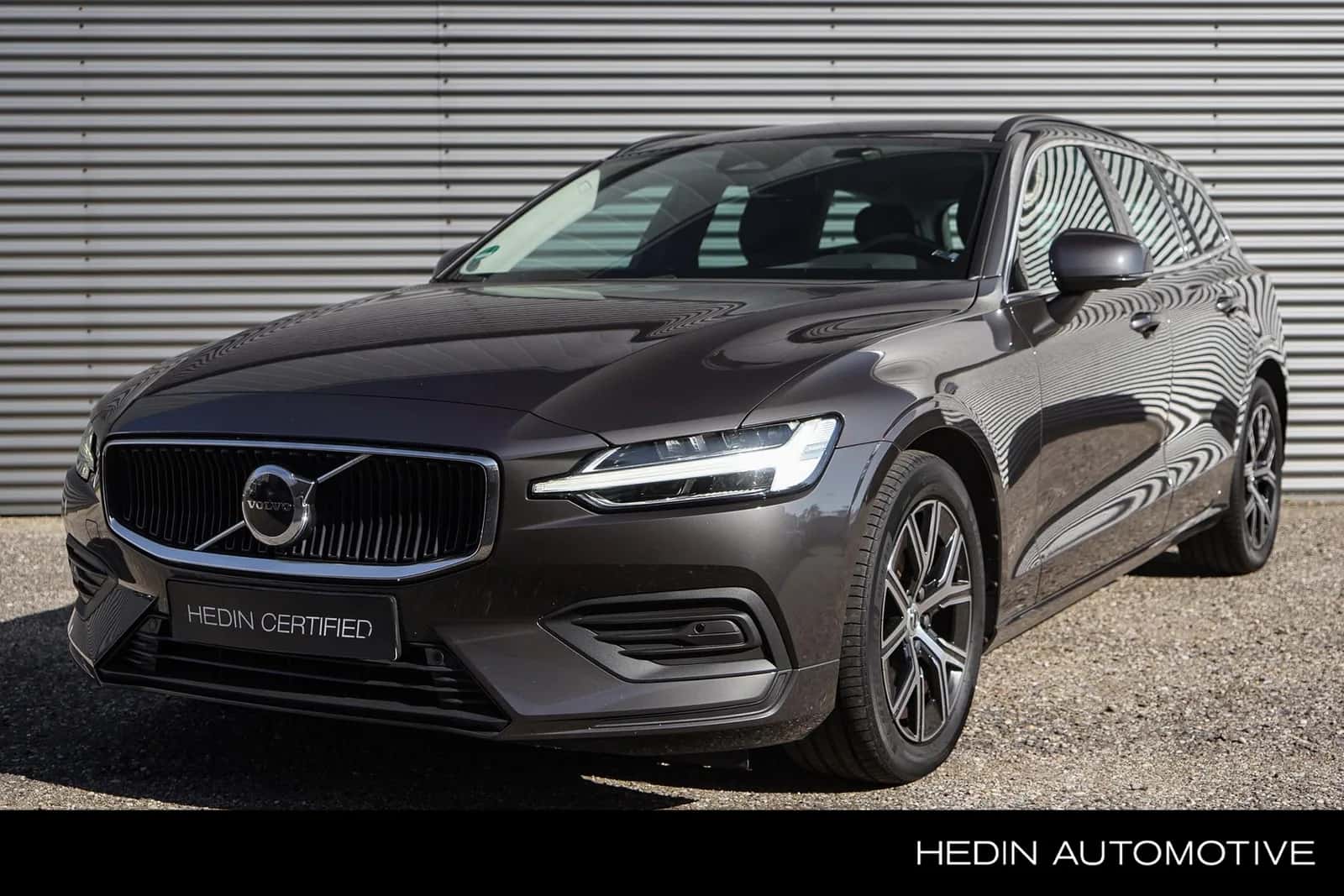 Volvo V60 (2022) — foto 1