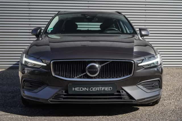 Volvo V60 (2022) thumbnail 2