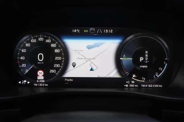 Volvo XC40 (2021) thumbnail 17