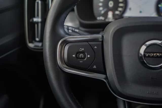 Volvo XC40 (2021) thumbnail 18