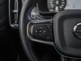 Volvo XC40 (2021) thumbnail 18