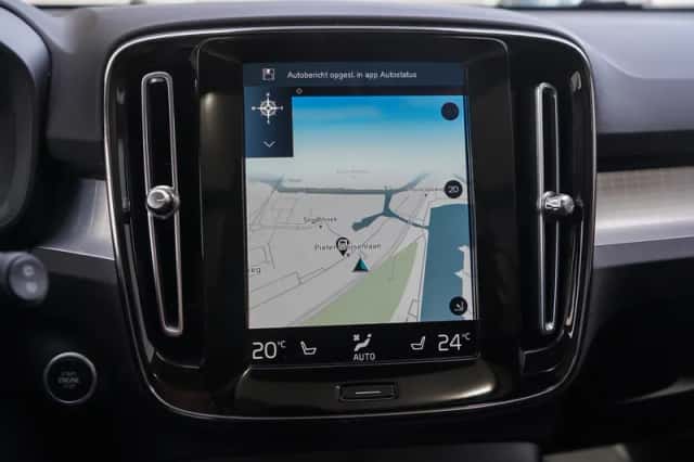 Volvo XC40 (2021) thumbnail 21