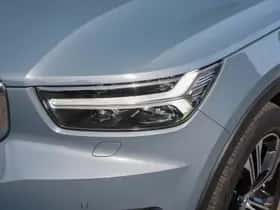 Volvo XC40 (2021) thumbnail 4