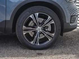 Volvo XC40 (2021) thumbnail 7